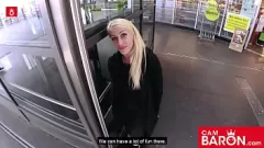 Jouer La bomba bionda tatuata Harleen van Hynten si scatena nel POV Sex Fest!