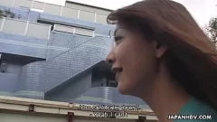 Abspielen Asiatische Freude: Tomomi Matsudas unzensiertes Finger- und Vibratorspiel