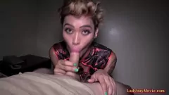 Reproducir La intensa titjob y mamada de Asia Ladyboy Miley