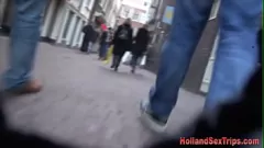 Reproduzir Uma verdadeira prostituta VR com peitos enormes fica com a buceta fodida forte e cavalga um pau grosso