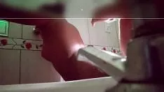 Reproducir Tezao de zea mayso sabia ca minha mulher tava danu o cu pro vizinho i rezolvi sondar fis um buraco no bansuccessoro onde podia ve elis sem elisme ver e vi eladanu seu cu estorado praeli