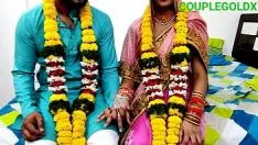 Abspielen कैमकैमामैन जी जल्दी फोटो खींचो सुहाग कब से इंतजार कक हहा हूं