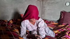 Reproducir Cámara oculta de luna de miel de Desi Bhabhi: sexo tabú entre hermanas en blanco y negro